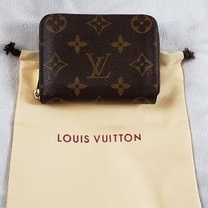 Louis Vuitton Monogram Zippy Coin Purse